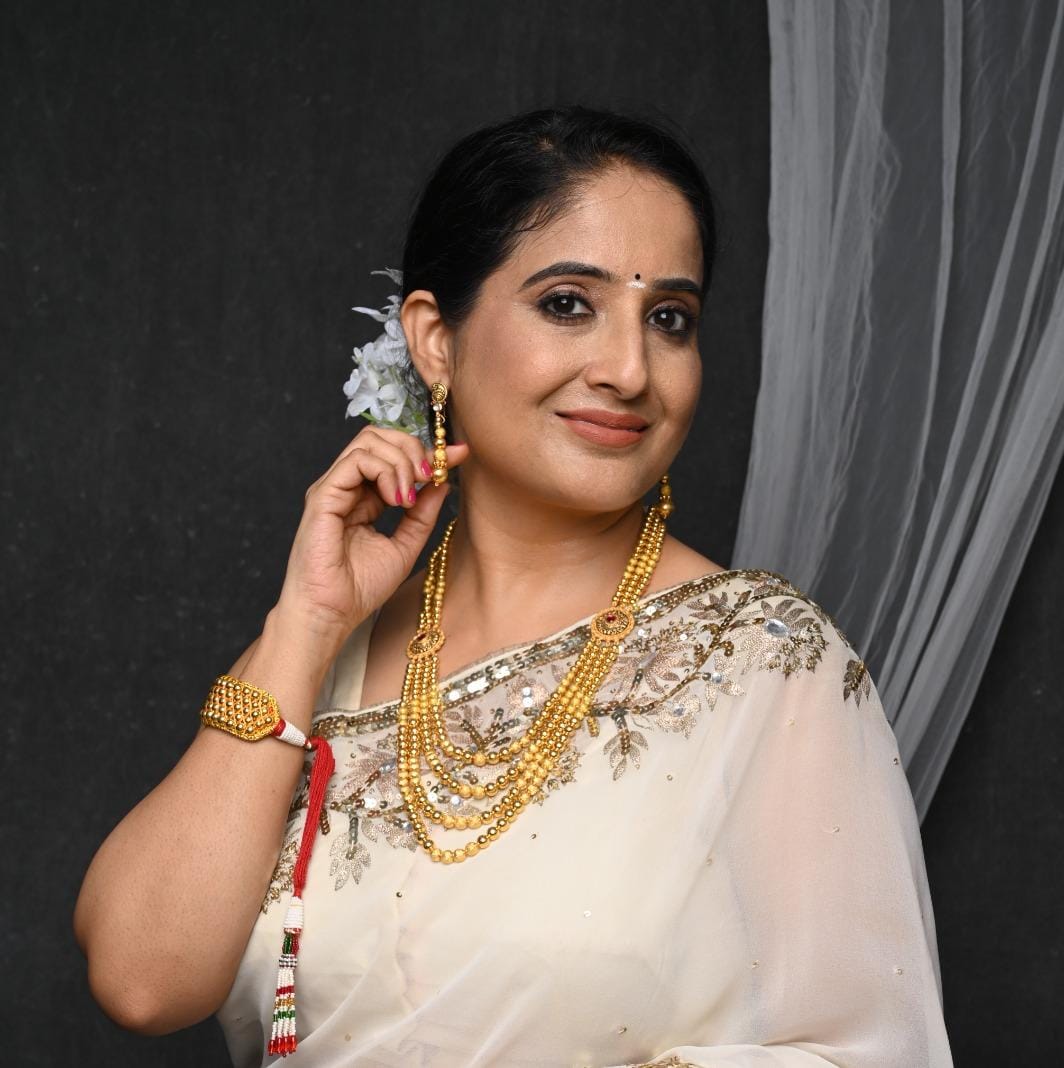 FeatherLite Quad Four Layer Gold Mala